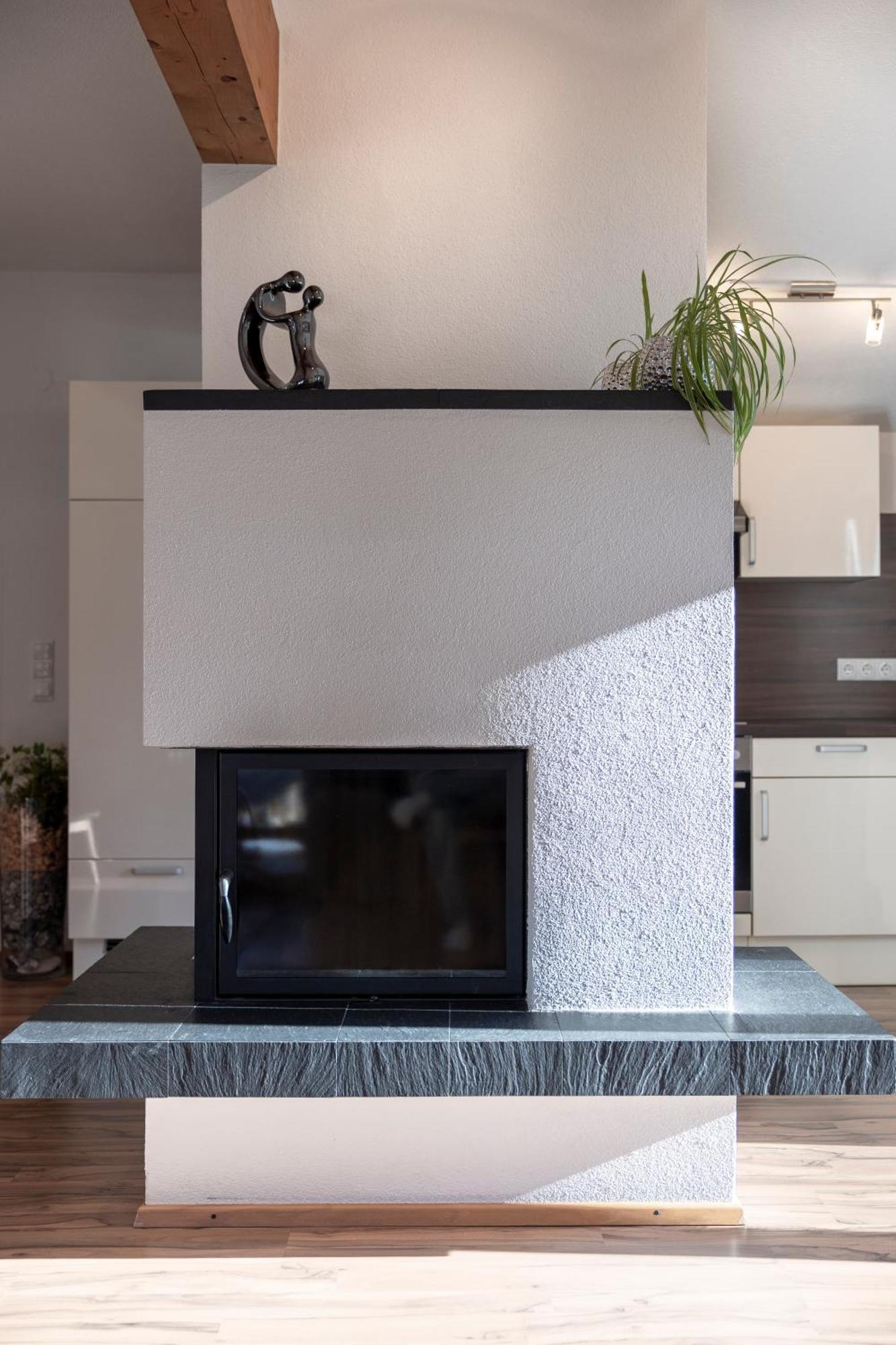 Waldhart Apartment *