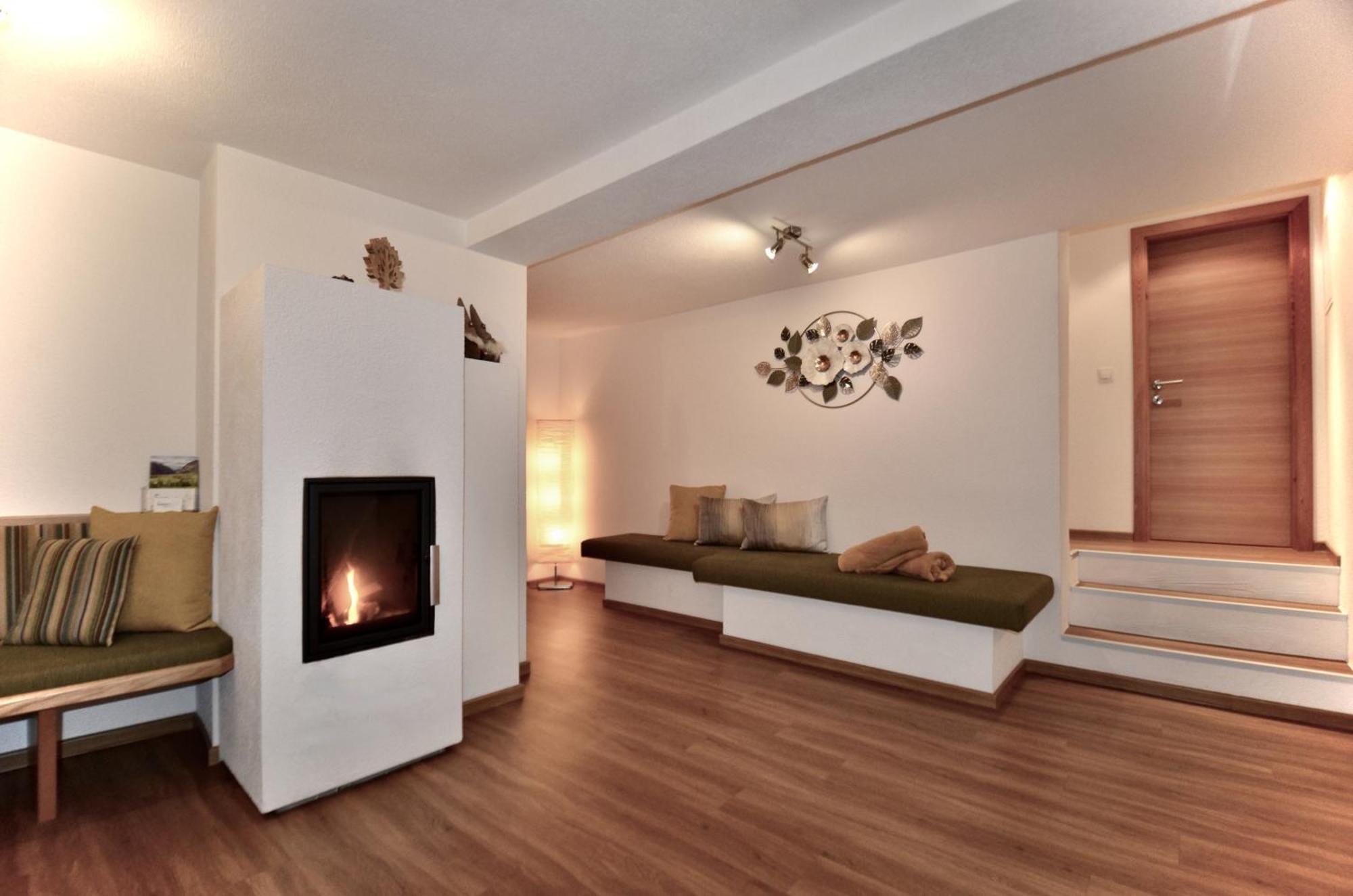 Waldhart Apartament *